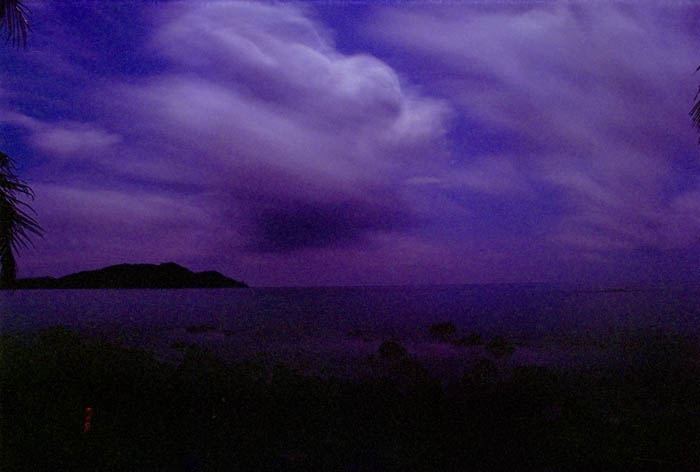 moon iland cloud